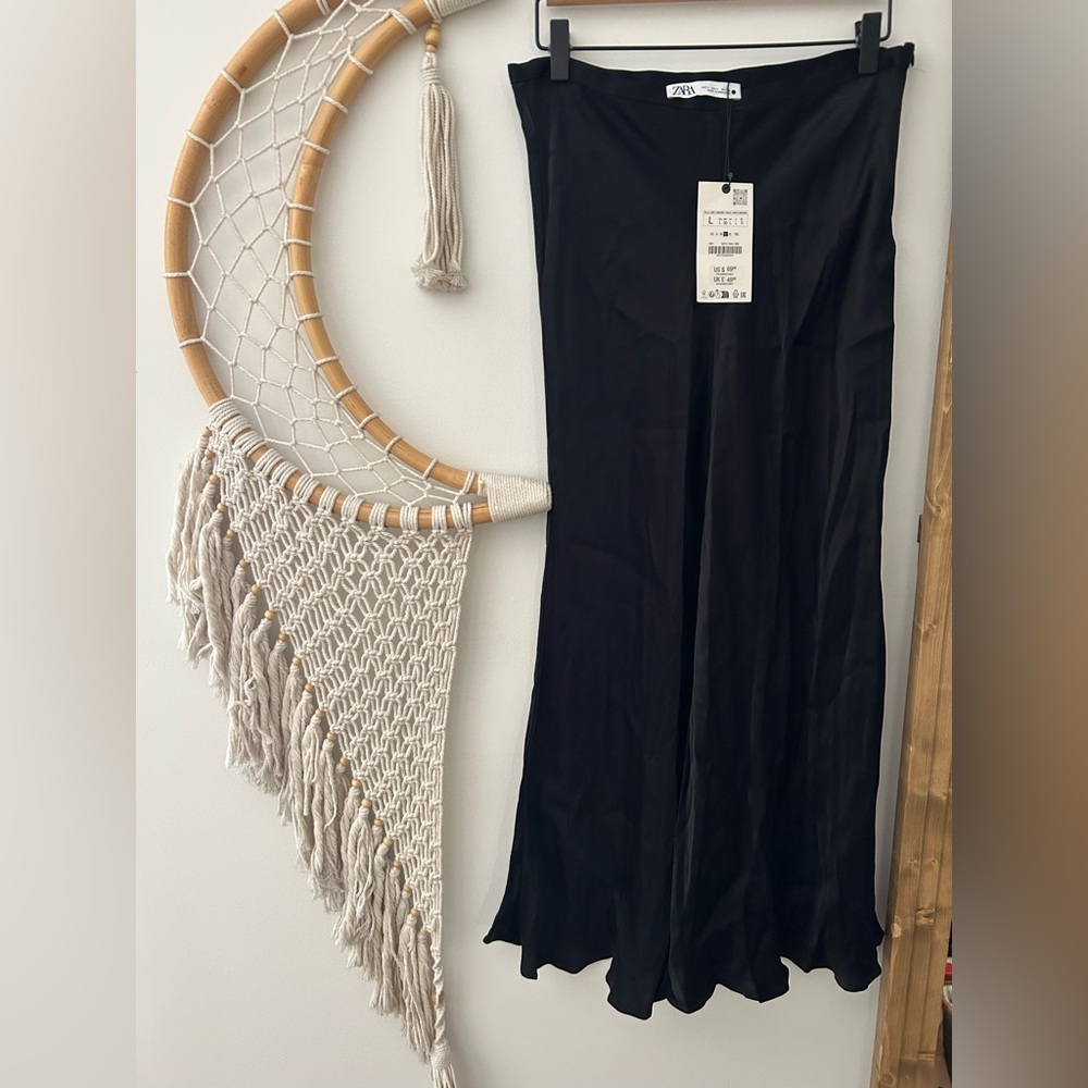 Zara Black Satin Skirt